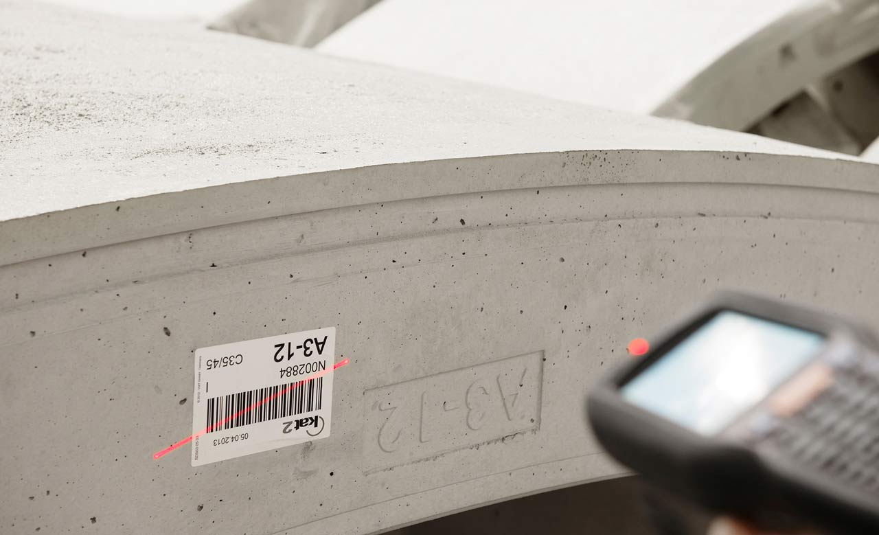 Scanner scanning a label